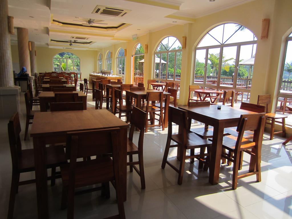 Yeob Bay Hotel & Resort Lumut Kültér fotó