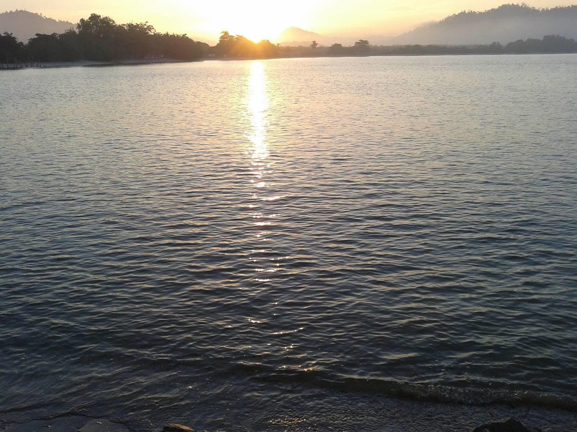 Yeob Bay Hotel & Resort Lumut Kültér fotó